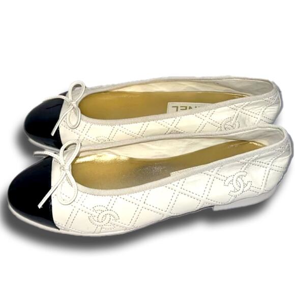 Chanel Off-White Black Toe Ballet Flat - Picture 1 of 9